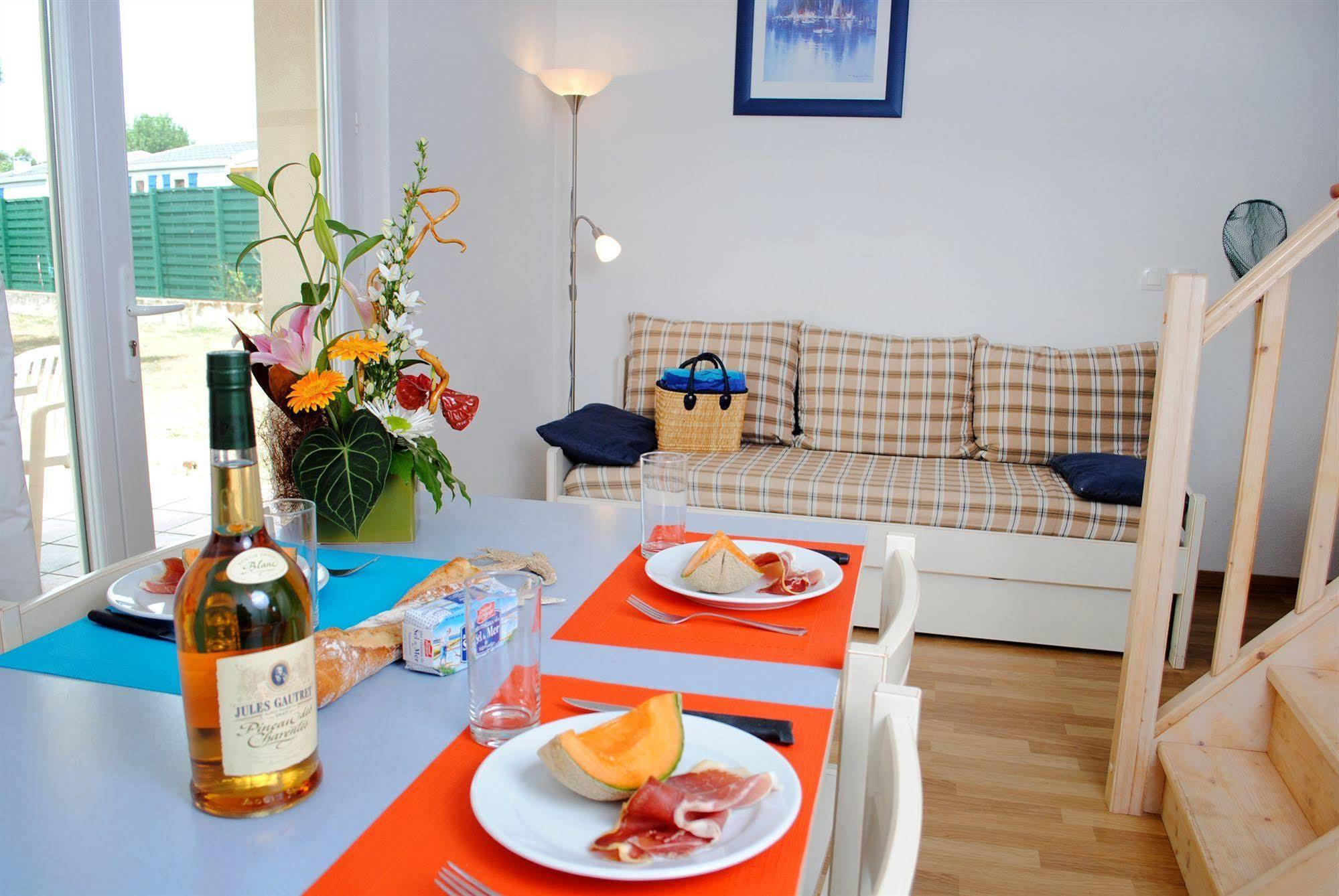 Residence Nemea Les Sables Vignier Saint-Georges-d'Oleron Eksteriør billede