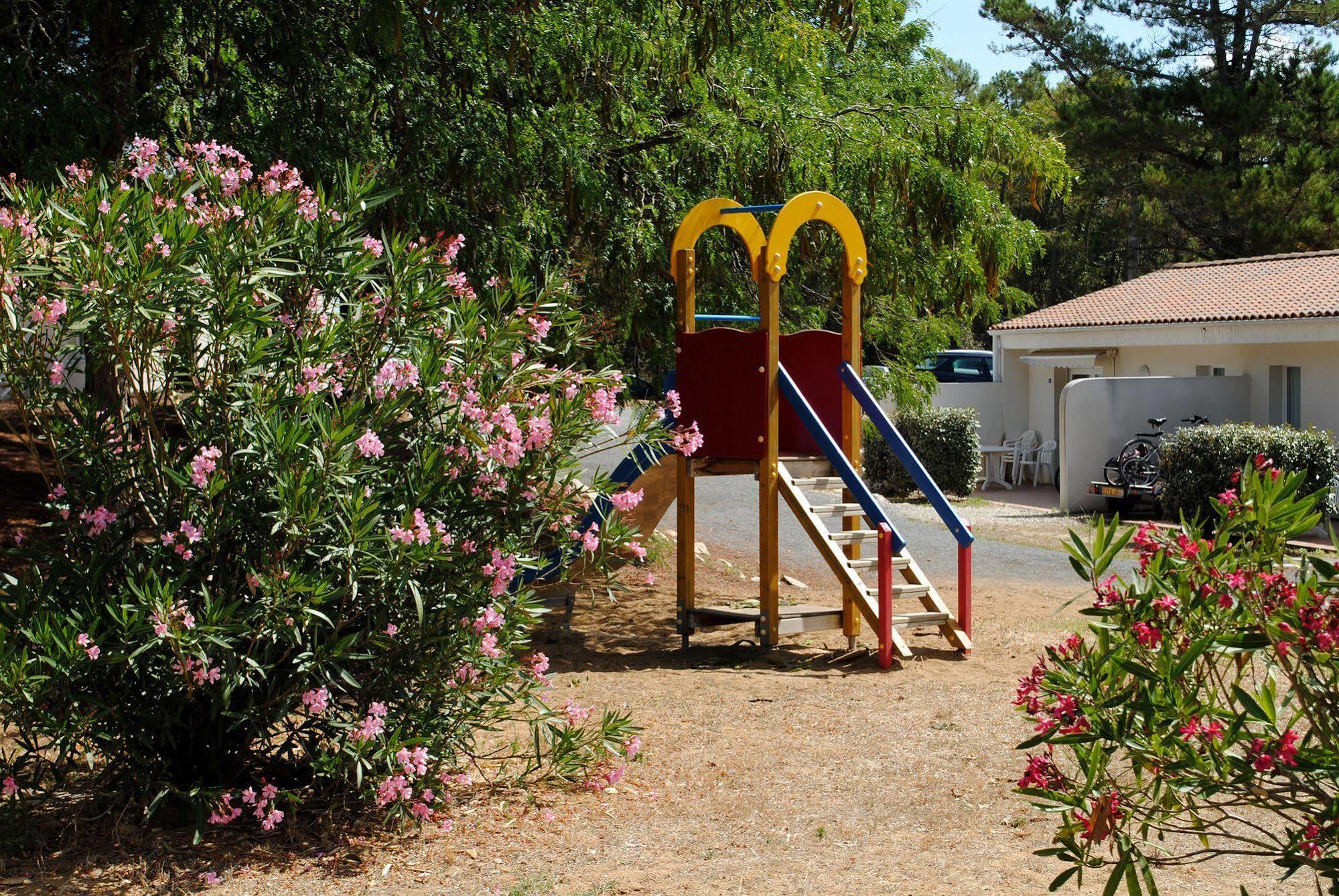 Residence Nemea Les Sables Vignier Saint-Georges-d'Oleron Eksteriør billede