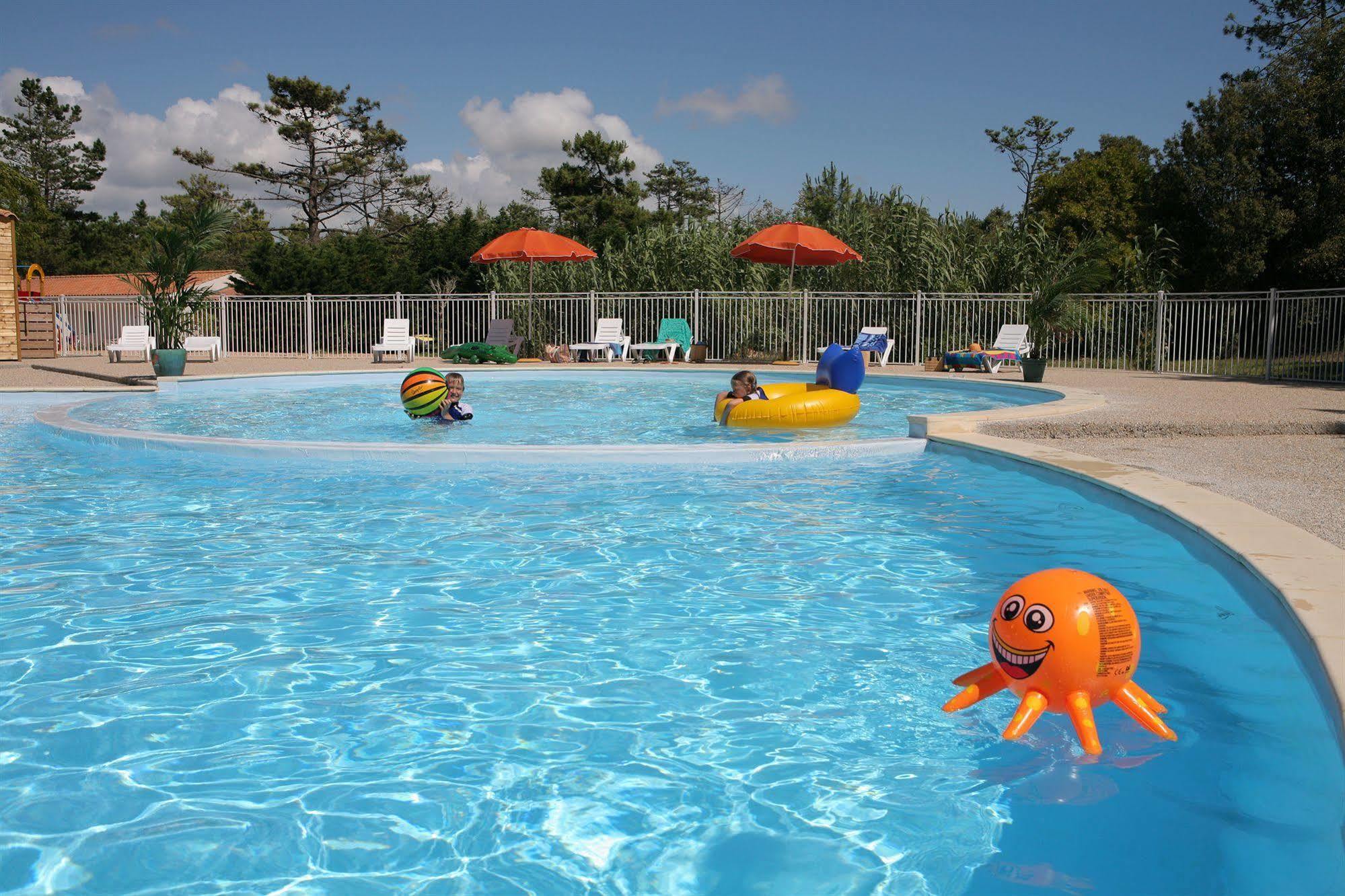Residence Nemea Les Sables Vignier Saint-Georges-d'Oleron Eksteriør billede